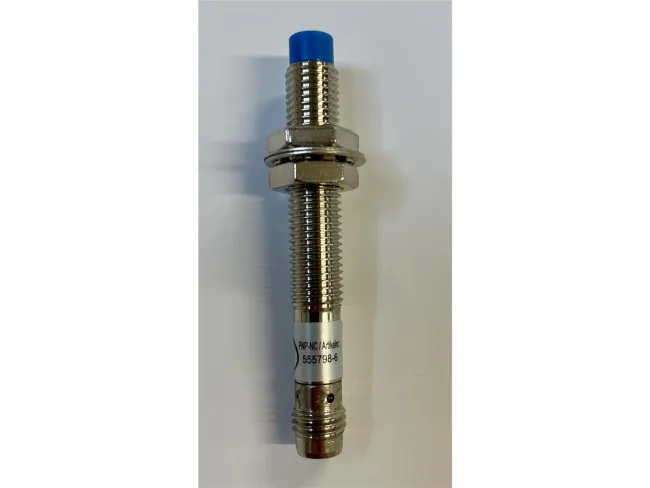 Induktiver Näherungsschalter M8 PNP 2mm steckbar