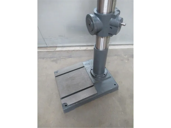 Säule B 33 PRO