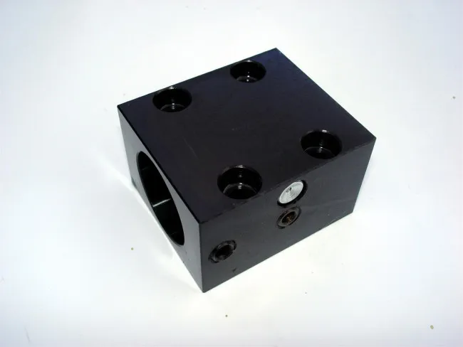 Spannblock Fußbefestigung für Kugelgewindemutter Ø 20