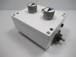 < komplett > / RAL9016